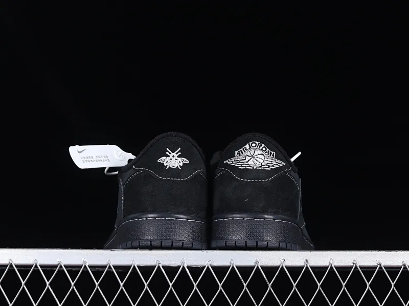 All categories Air Jordan Jordan series basketball shoes Air Jordan 1 Low Travis Scott x Air Jordan 1 Low OG "Triple Black" AJ1 Joe 1 Black Warrior Undercut DM7866-001